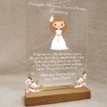 pamiątka pierwszej komunii świetej dla dziewczynki dziewczynka w albie.jpg